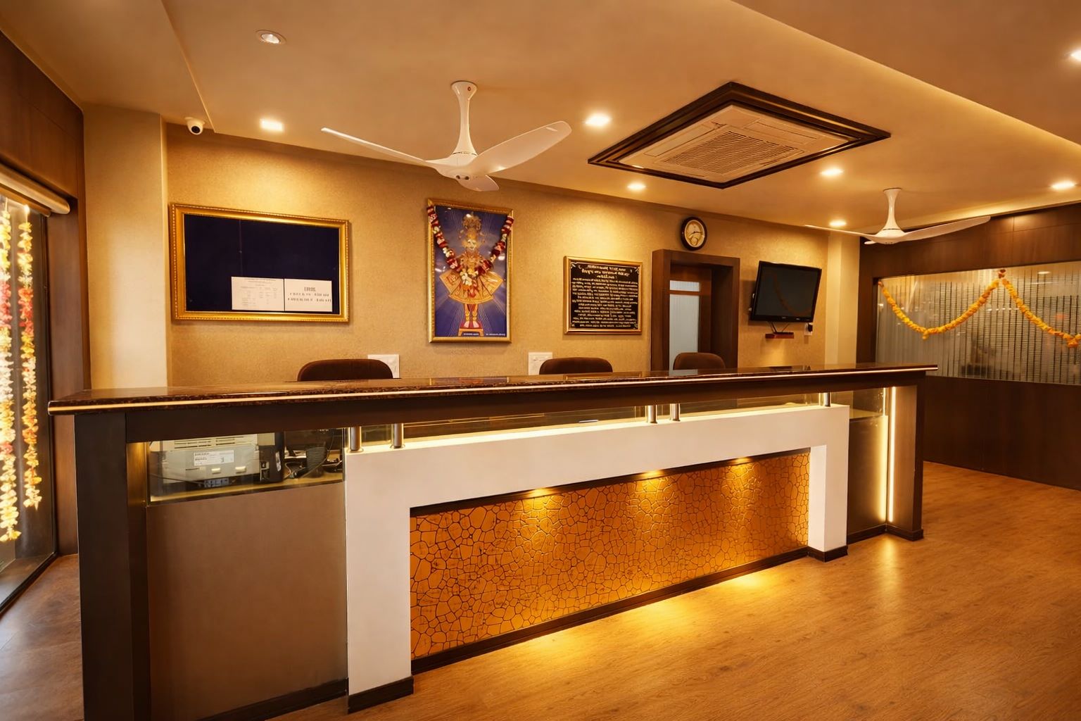 shri-swaminarayan-vishrati-bhavan-bhuj-18